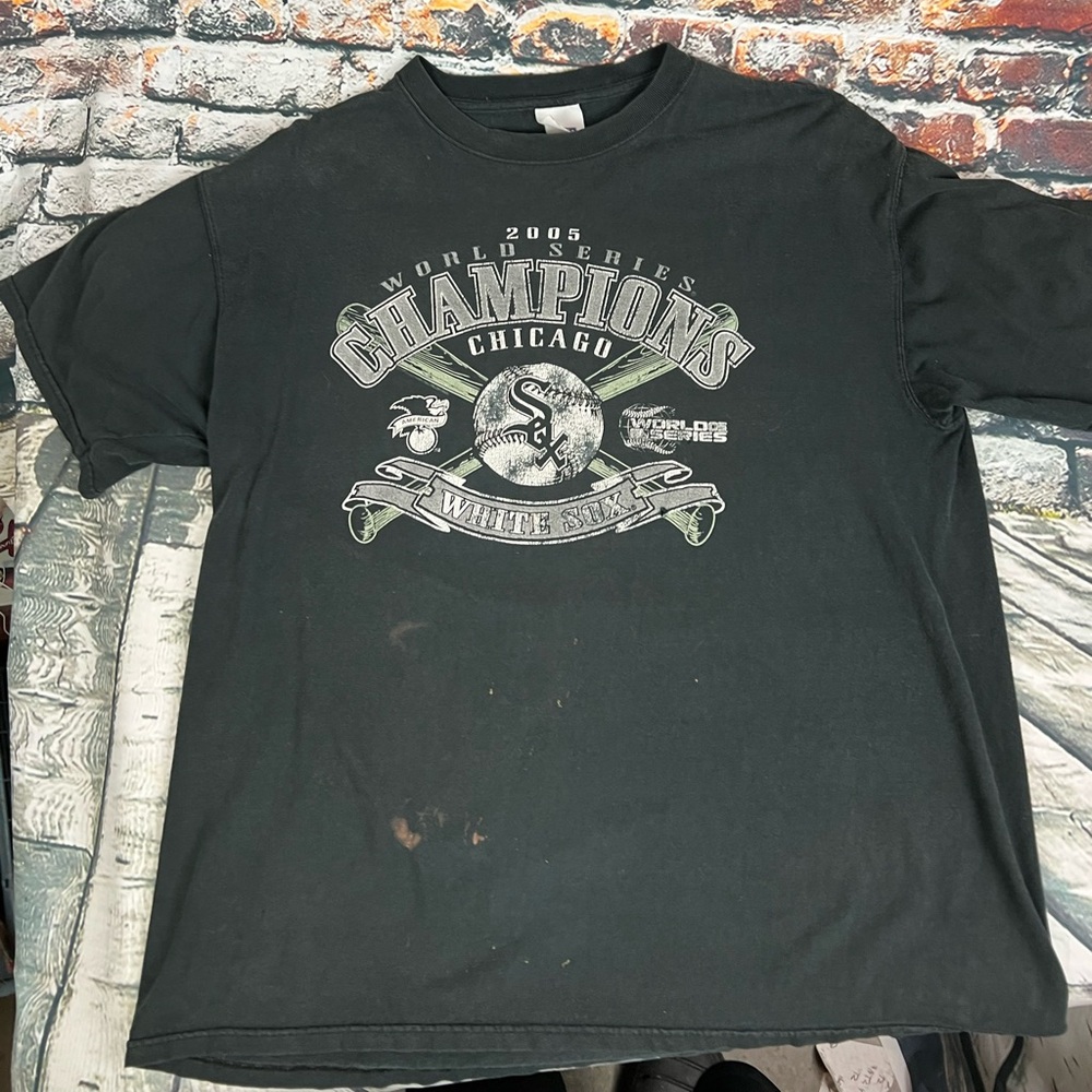Vtg‎ Chicago White Sox 2005 World Series Champs Tshirt Faded Distressed Sz XL